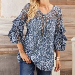 Suzanne Betro Lace Ruffled Sleeve Top